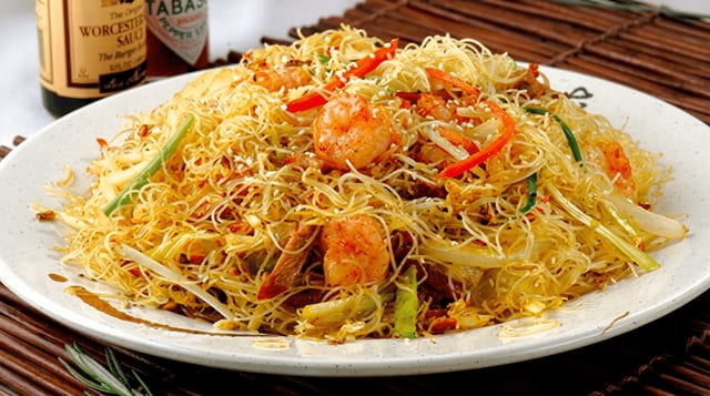Singapore Style Rice Noodles.