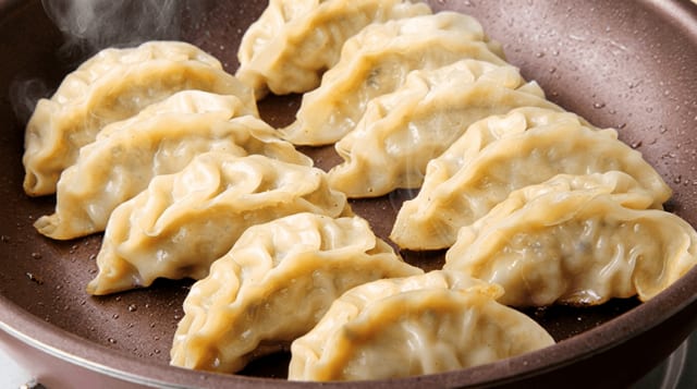 Napa Cabbage & Pork Dumplings (8 pcs).