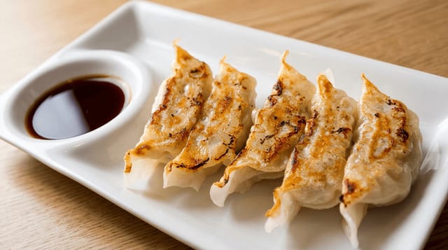 Chicken Pan-Fried Dumplings (8 pcs).