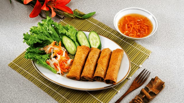 House Special Egg Roll (4 pcs).
